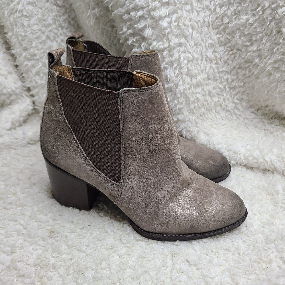 Sofft‎ Metalic Tan Leather Ankle Boots sz 7